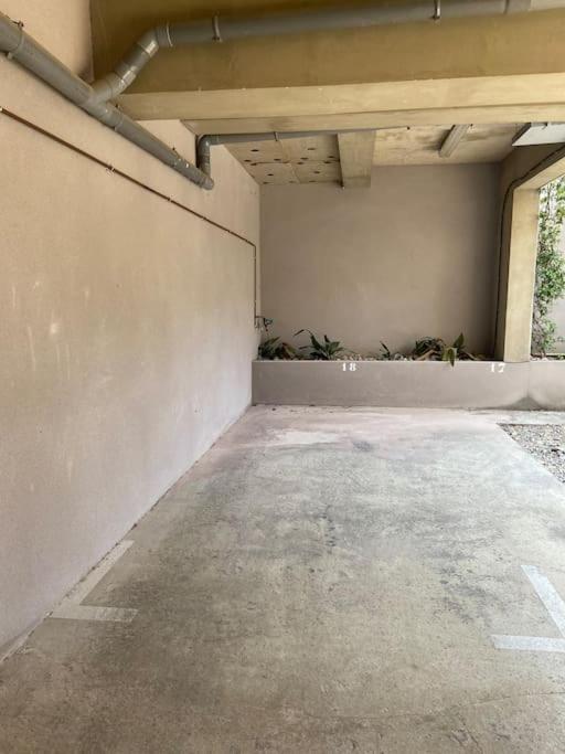 Studio Clim Parking Dhuoda Nîmes Zewnętrze zdjęcie