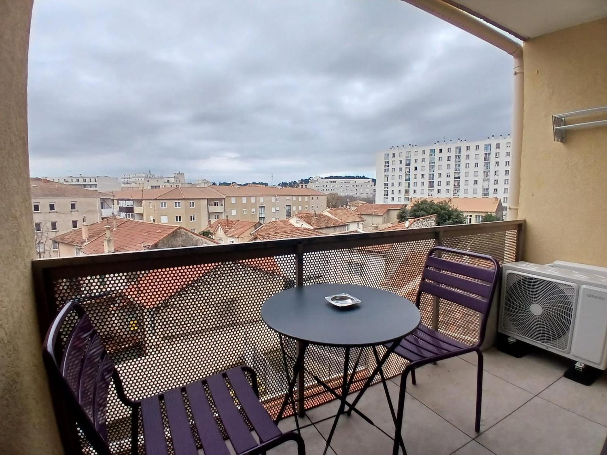 Studio Clim Parking Dhuoda Nîmes Zewnętrze zdjęcie